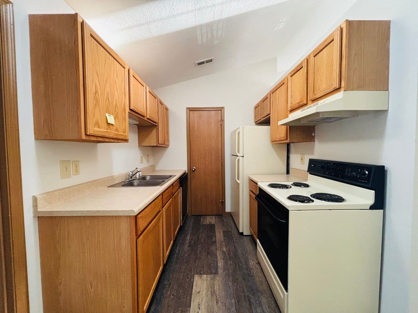 Belleville Apartment: 1671 Shadow Ridge Court