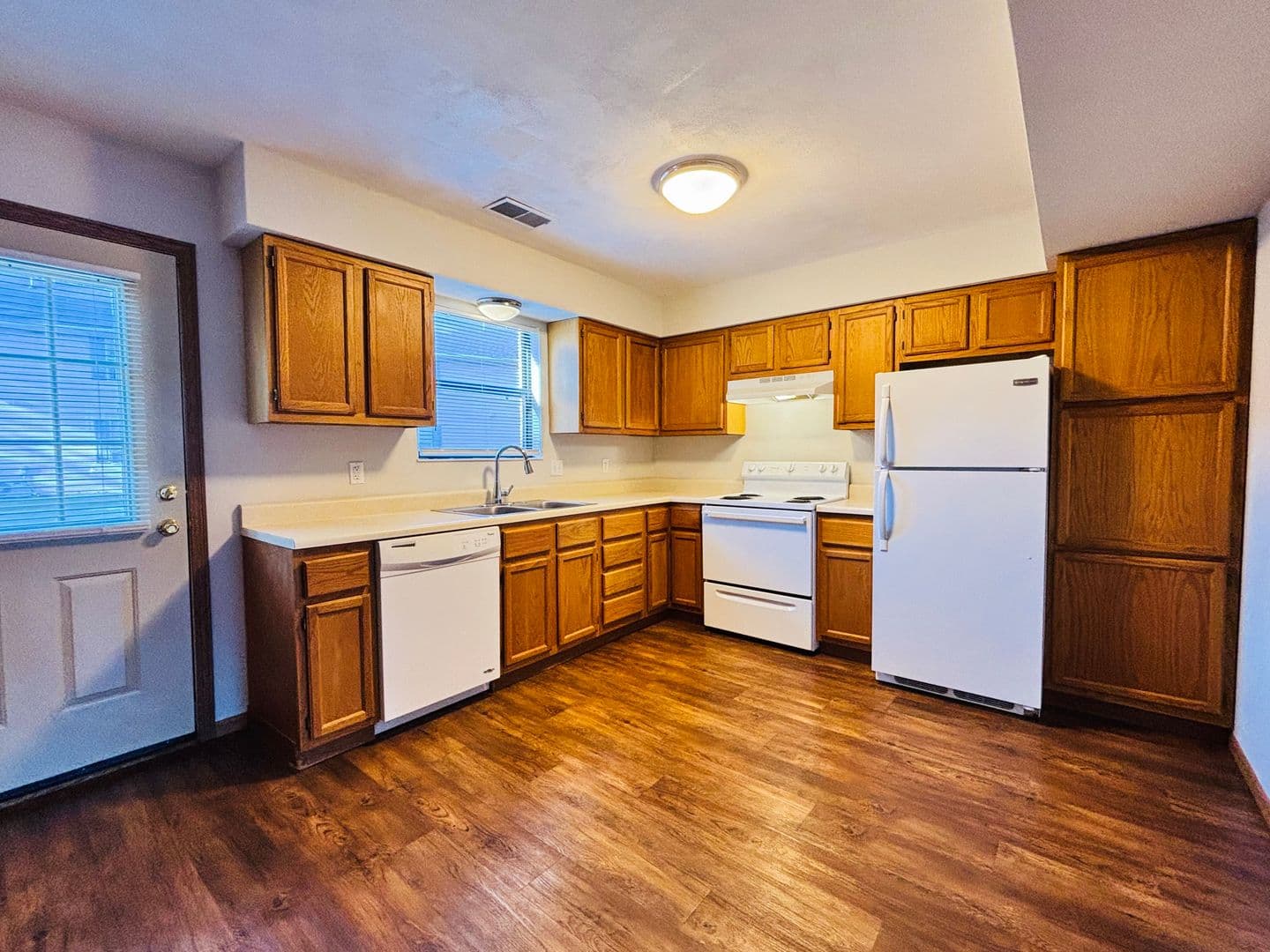 Belleville Apartment: 1730 Shadow Ridge Ct