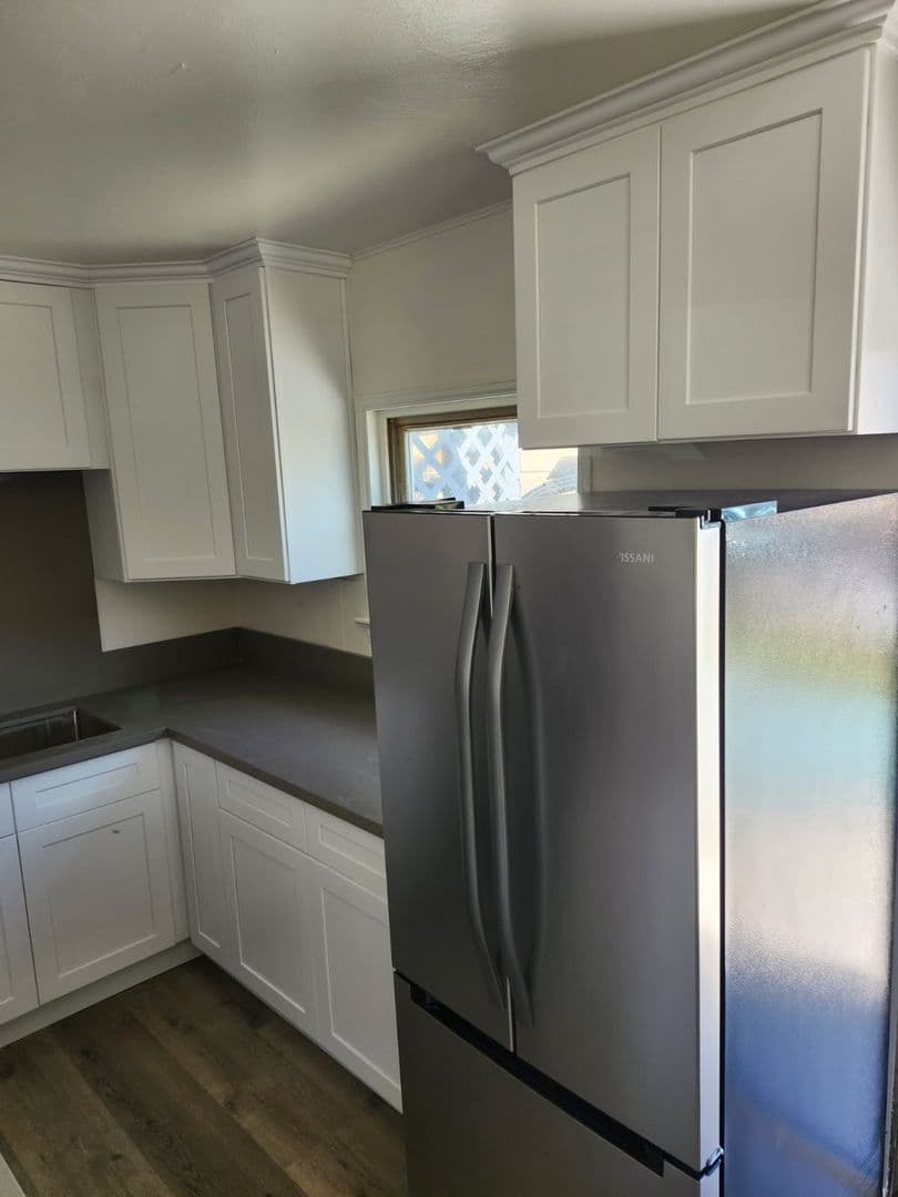 Compton House: 2123 E Piru Street
