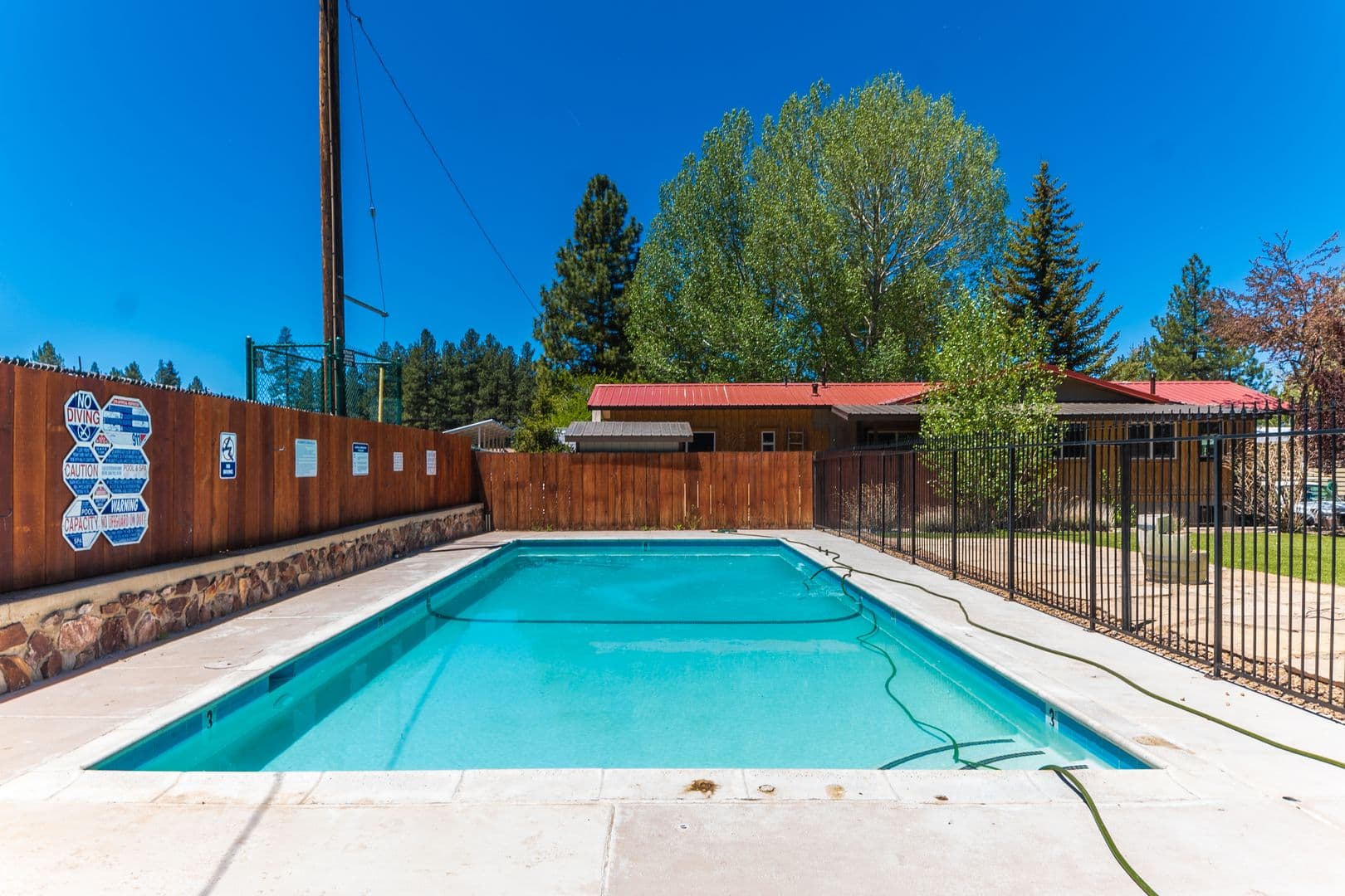 Big Bear Apartment: 547 Alden Rd