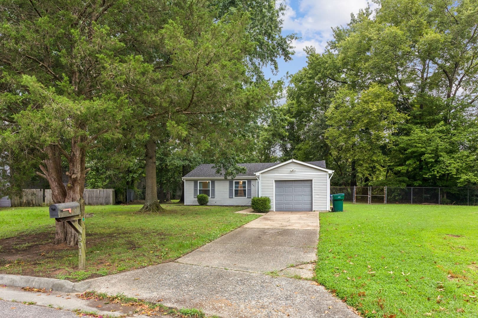 Newport News House: 501 Ashwood Drive