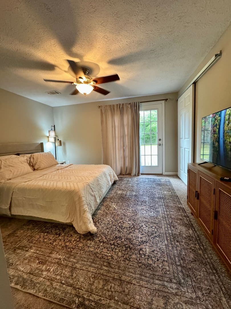 Newport News House: 501 Ashwood Drive