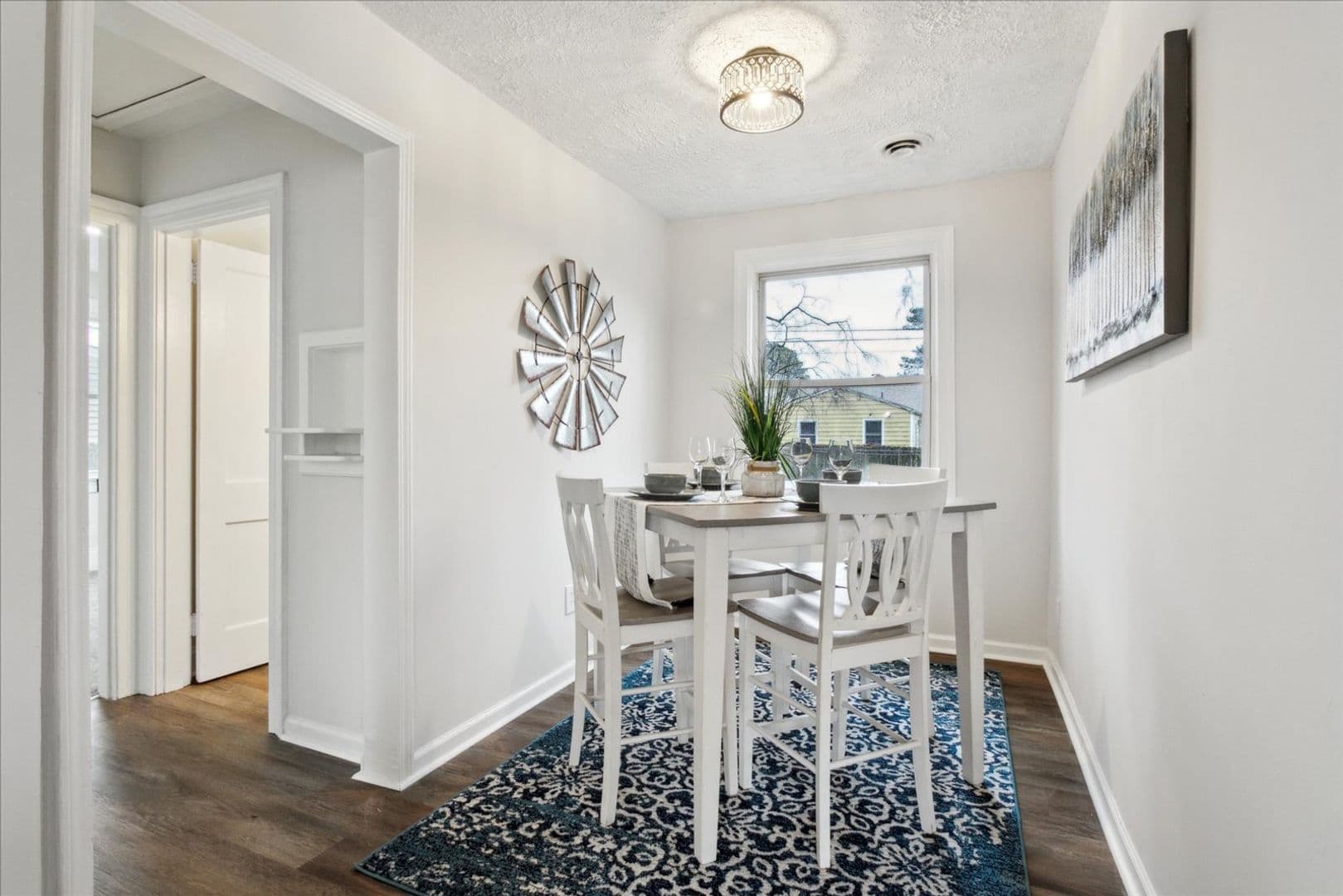 Hampton House: 428 Hampton Roads Avenue