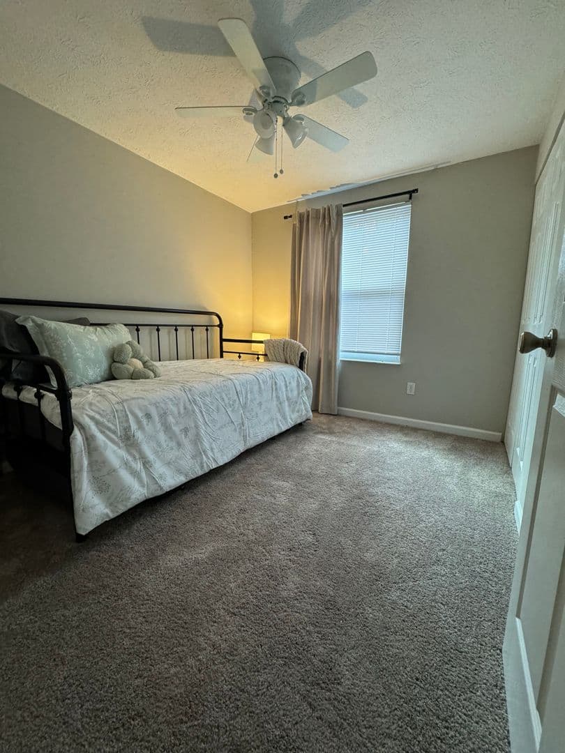 Newport News House: 501 Ashwood Drive