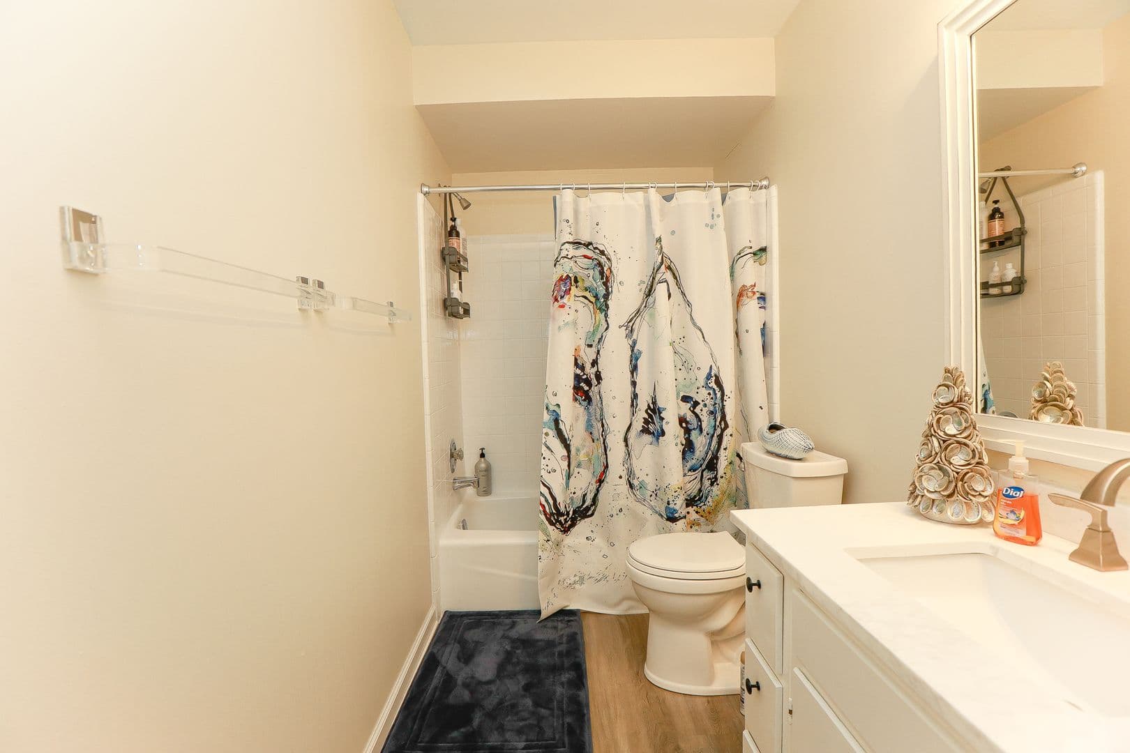 Williamsburg Condo: 86 Winster Fax Rd.