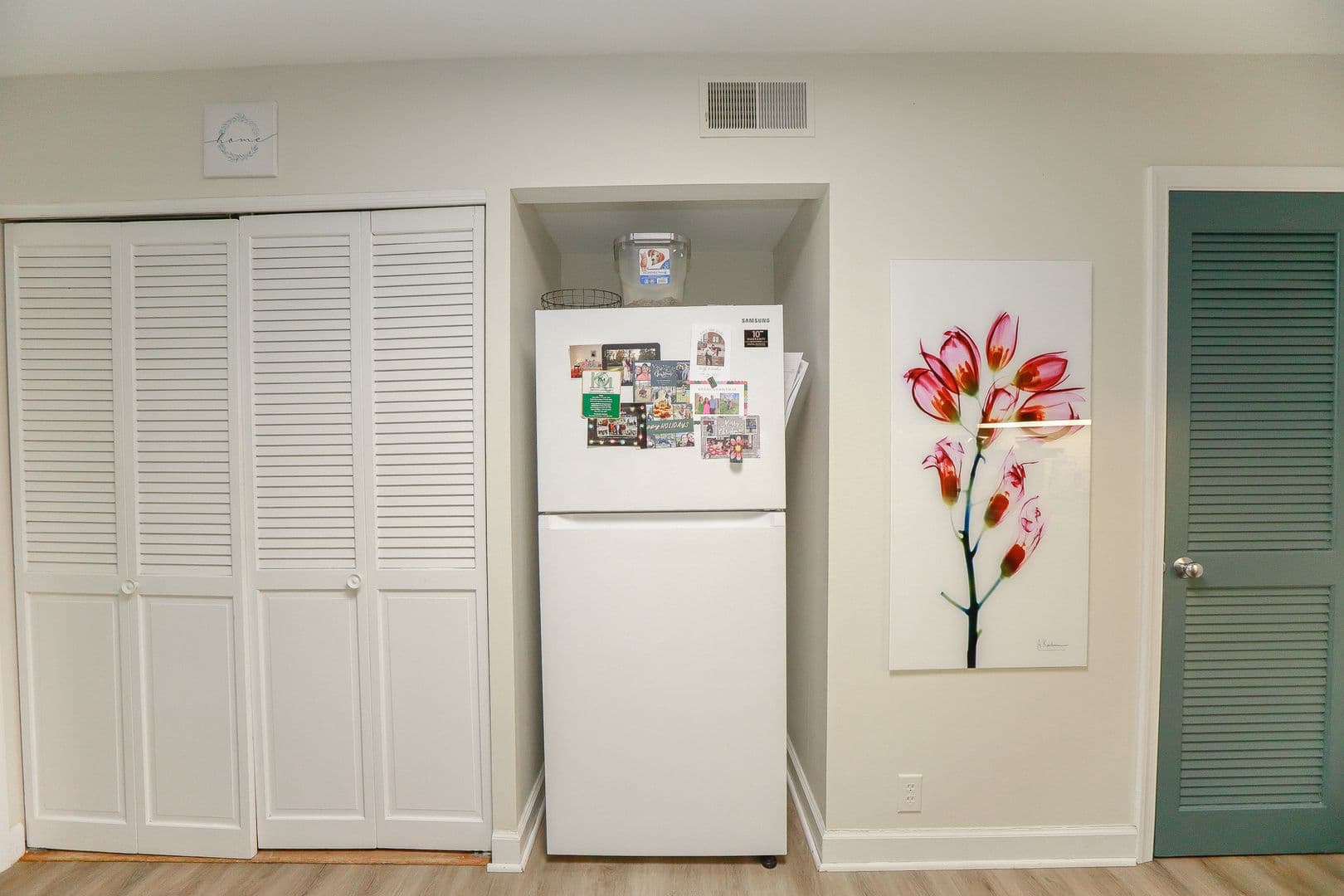 Williamsburg Condo: 86 Winster Fax Rd.