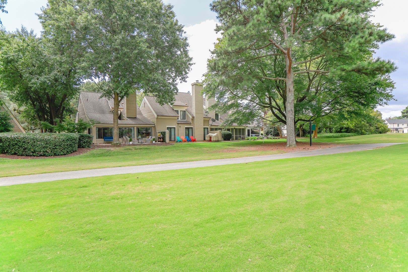 Williamsburg Condo: 86 Winster Fax Rd.