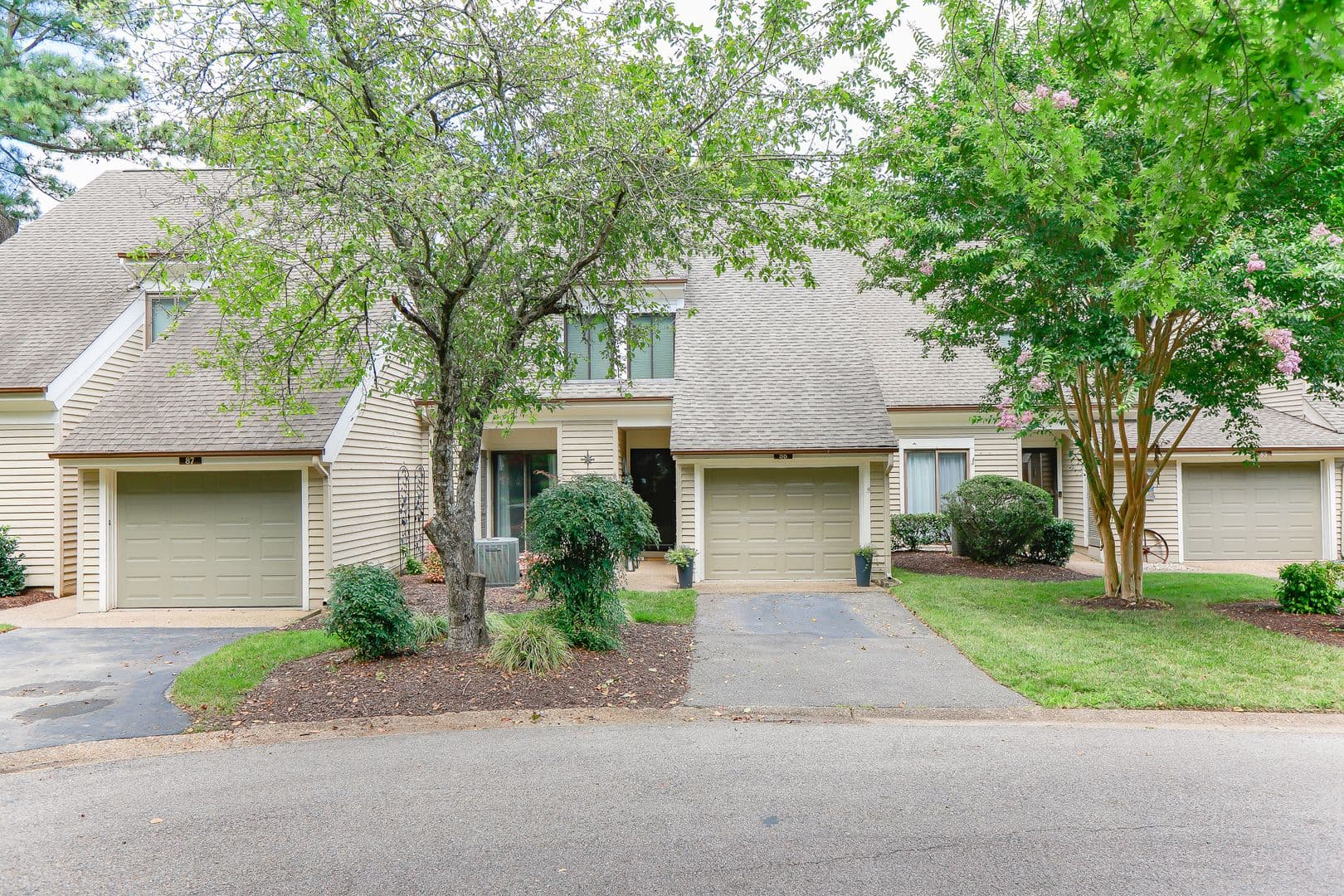 Williamsburg Condo: 86 Winster Fax Rd.