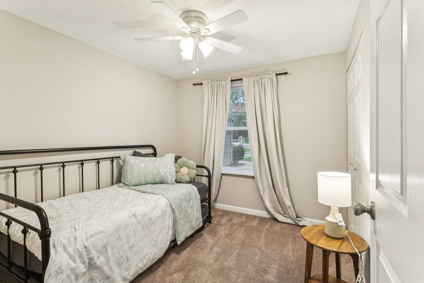 Newport News House: 501 Ashwood Drive