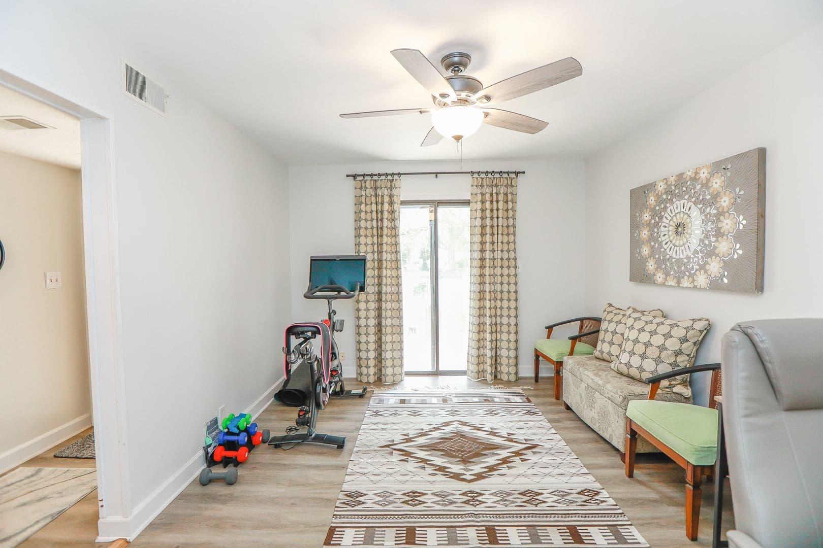 Williamsburg Condo: 86 Winster Fax Rd.