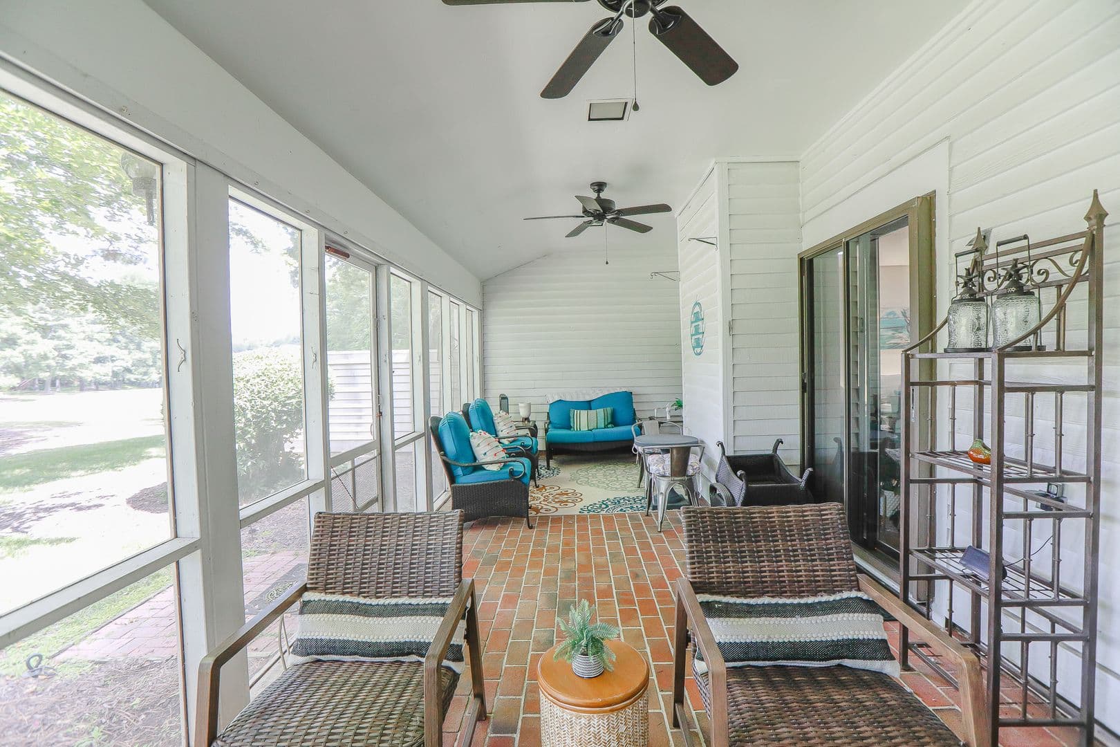 Williamsburg Condo: 86 Winster Fax Rd.