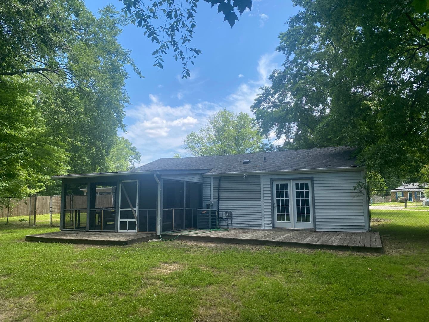Newport News House: 501 Ashwood Drive