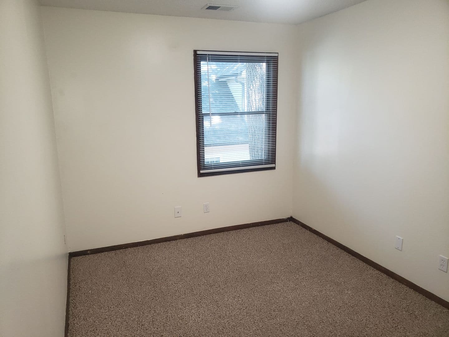 Manhattan Condo: 822 Fremont #5
