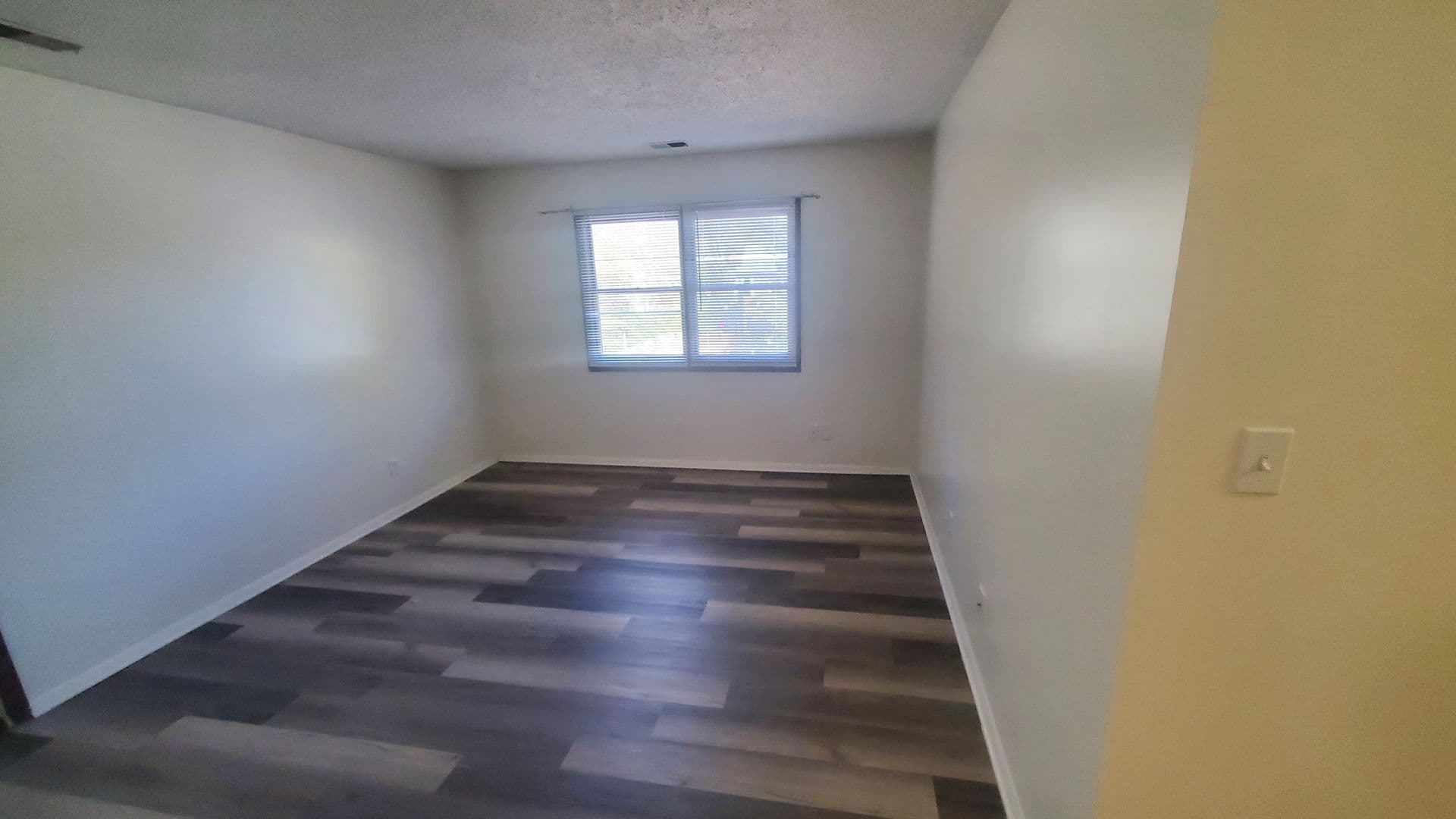 Manhattan Condo: 822 Fremont #9