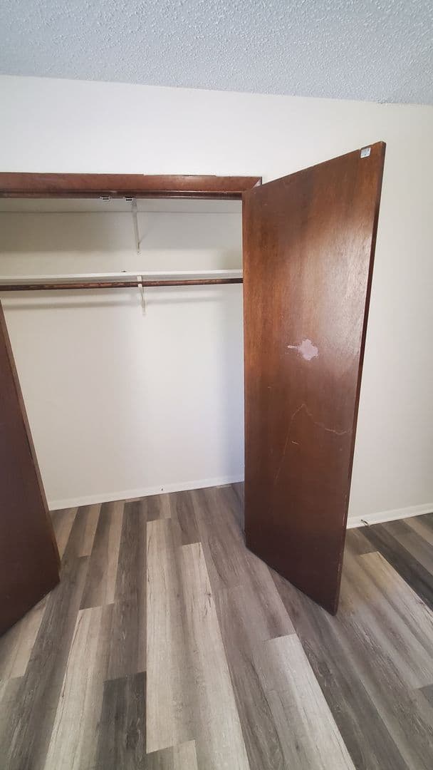 Manhattan Condo: 822 Fremont #9