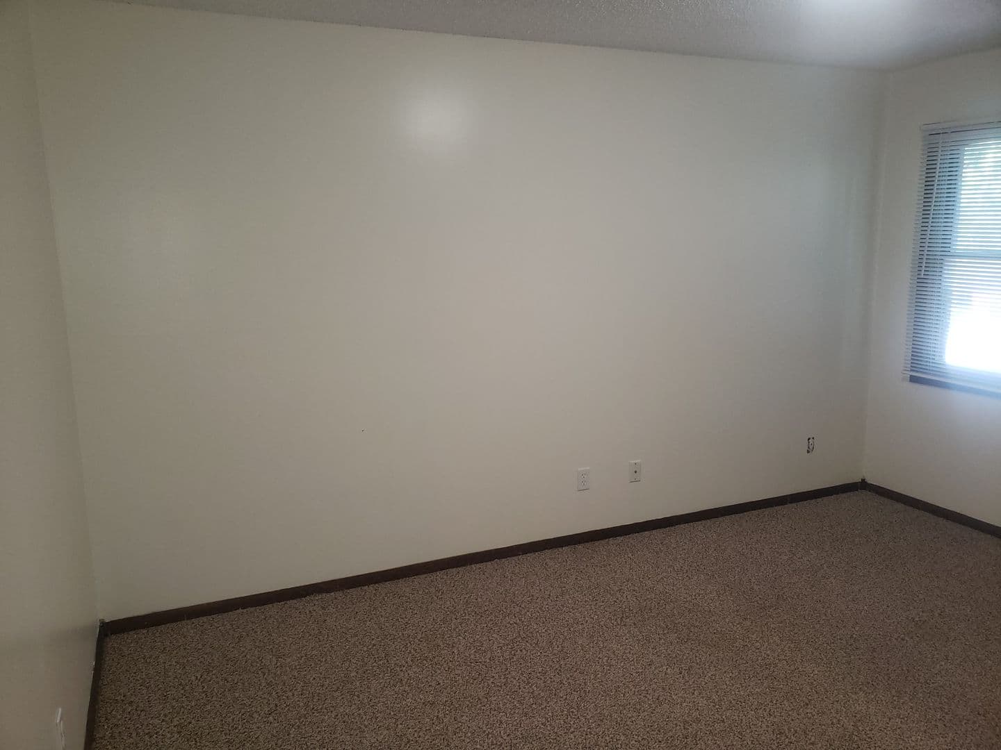 Manhattan Condo: 822 Fremont #5