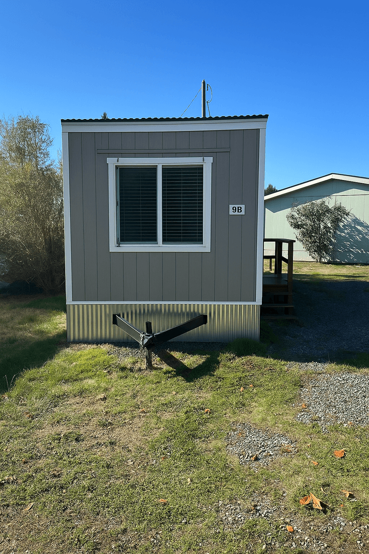 Bellingham Apartment: 2500 Samish Way