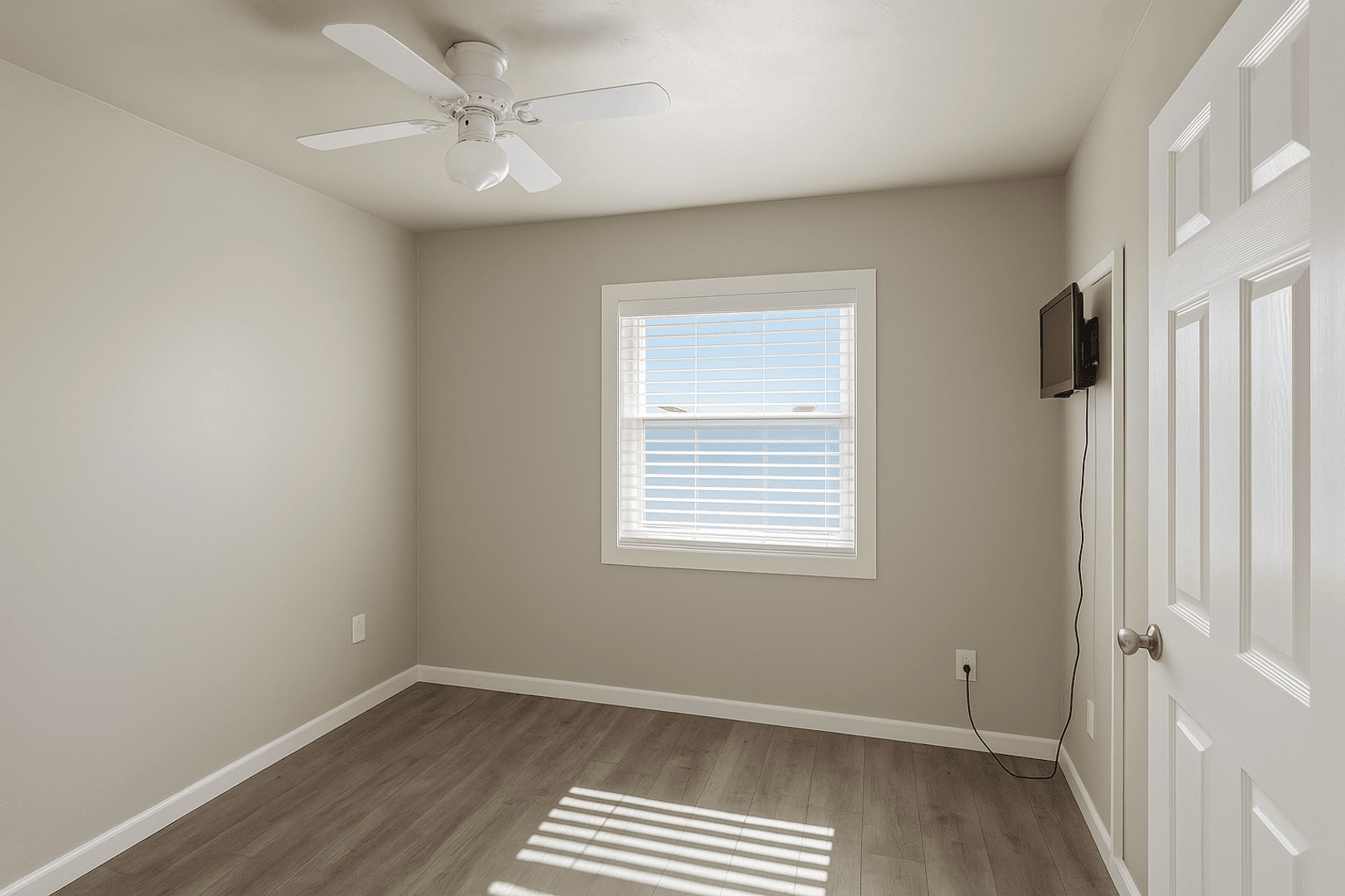 Bellingham Apartment: 2500 Samish Way