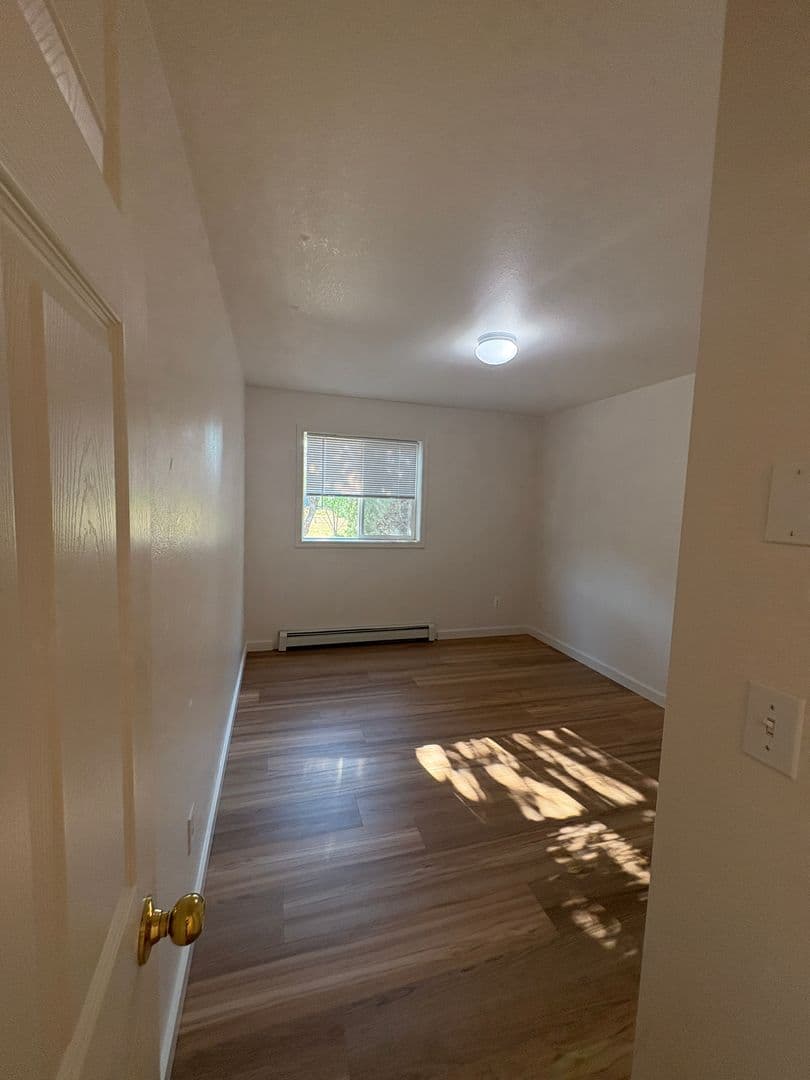 Bozeman House: 411 Greenway