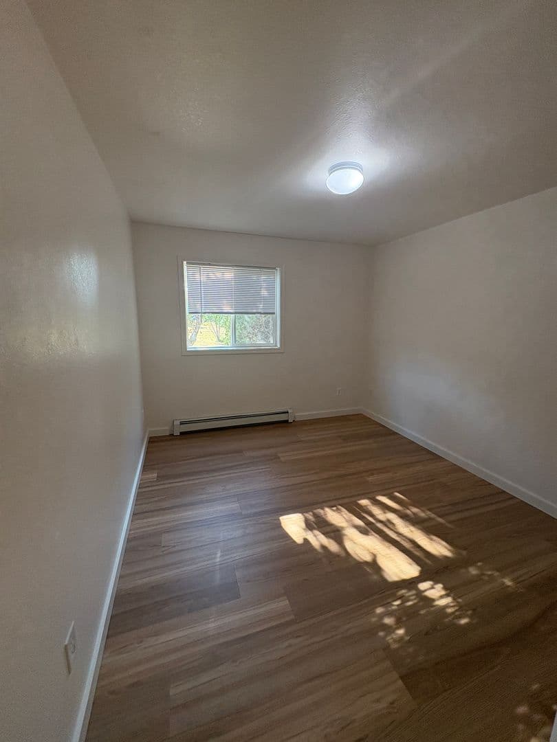 Bozeman House: 411 Greenway