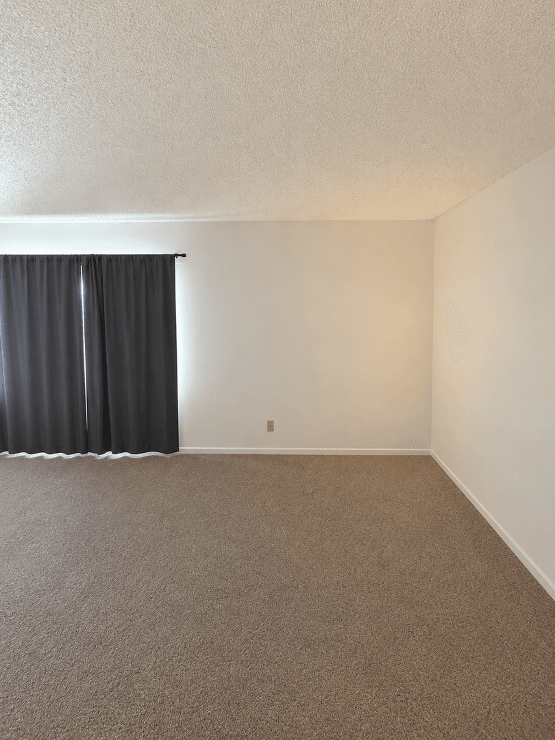 Bozeman Apartment: 1909 S Black