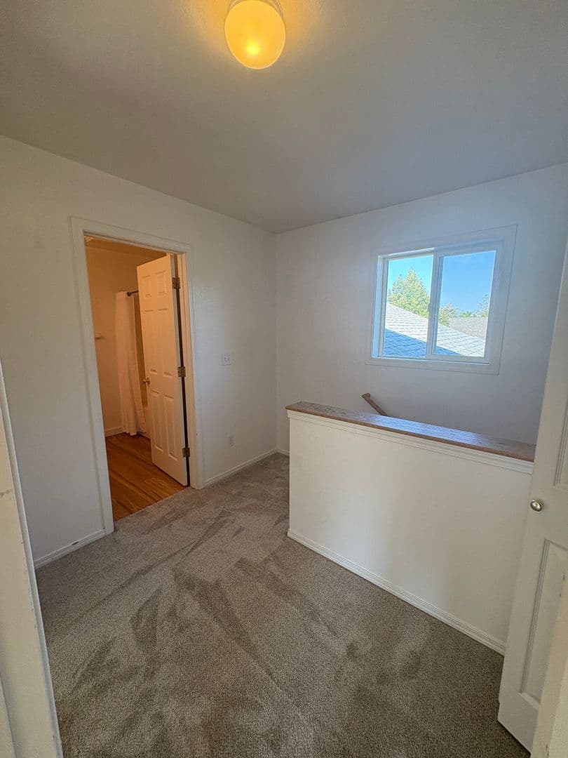 Bozeman House: 411 Greenway