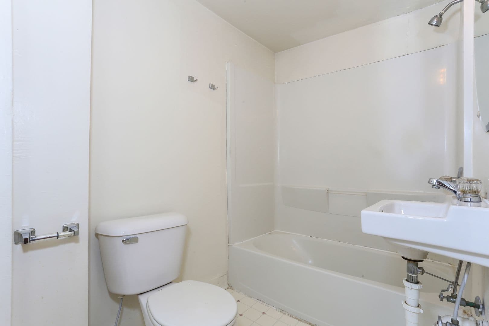 Ann Arbor Apartment: 1325 S. University Ave