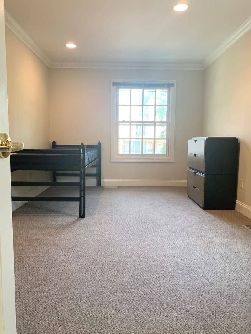 Ann Arbor House: 1327 Geddes Ave
