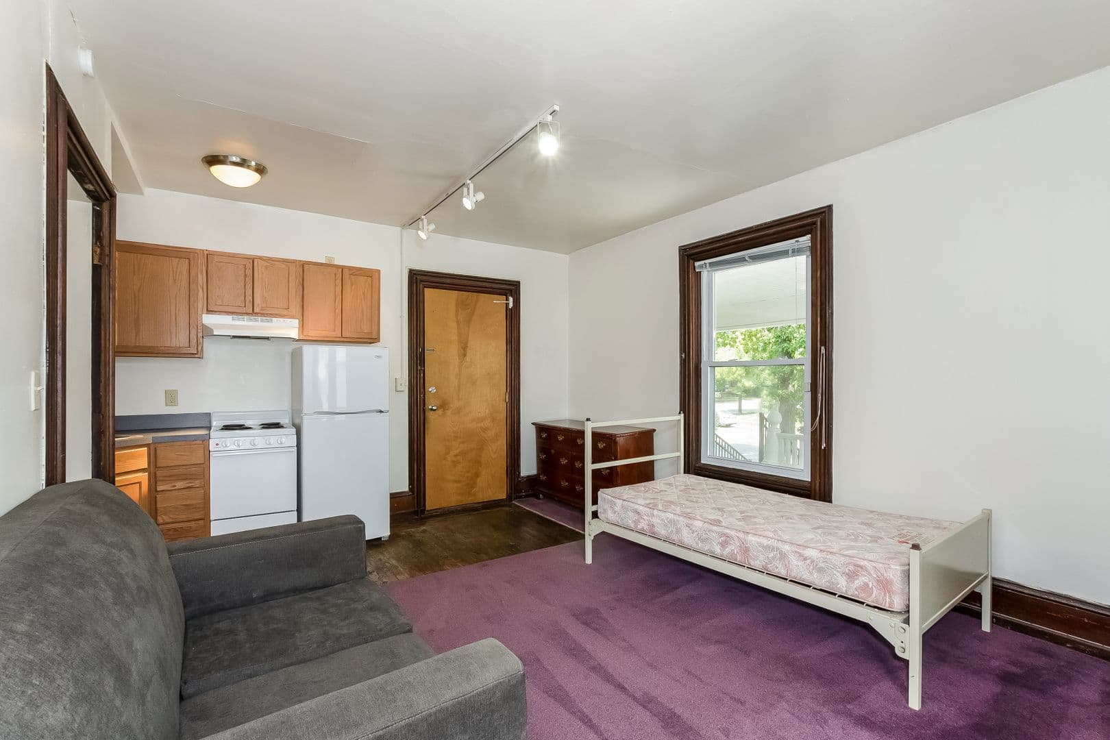 Ann Arbor Apartment: 1328 Washtenaw Ave
