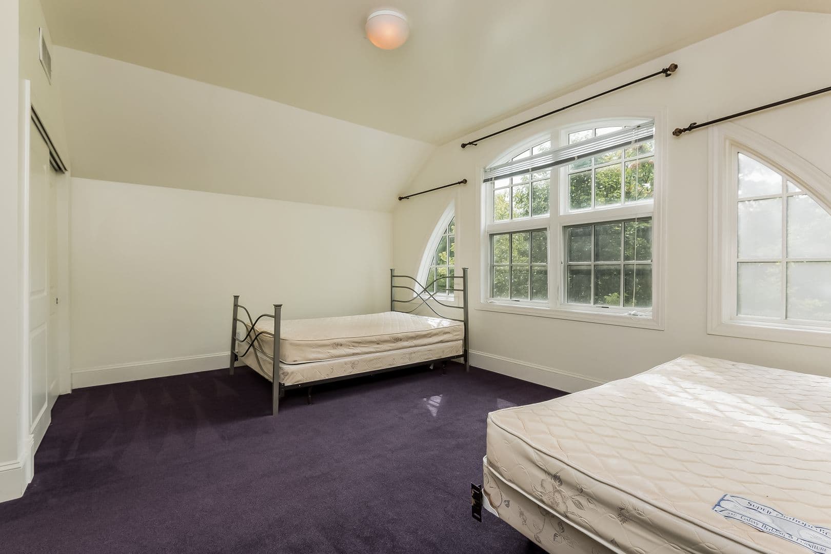 Ann Arbor Apartment: 1616-1618 Washtenaw Ave