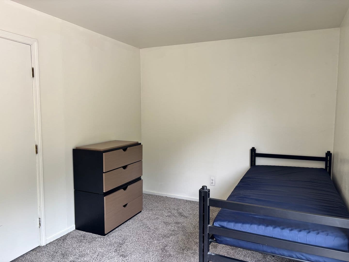 Ann Arbor Apartment: 1335 S. University Ave