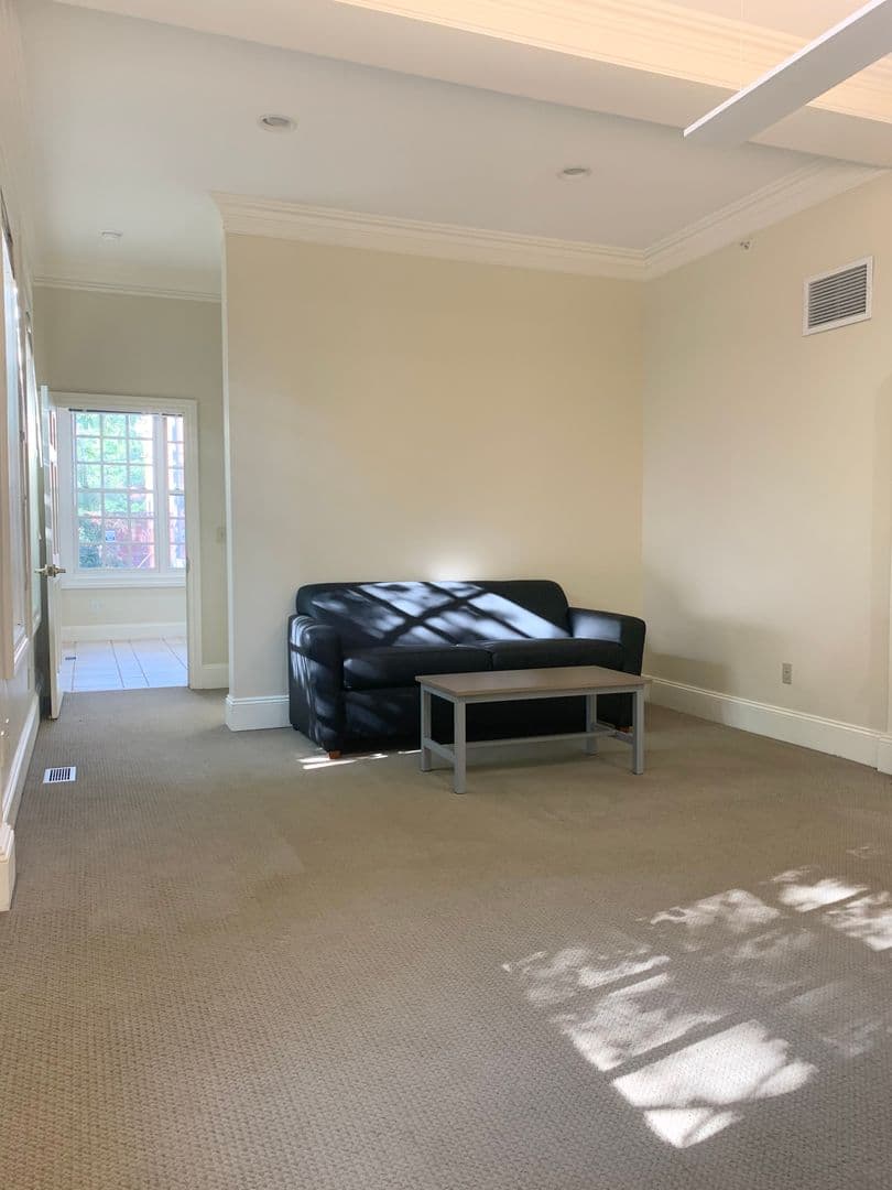 Ann Arbor House: 1327 Geddes Ave