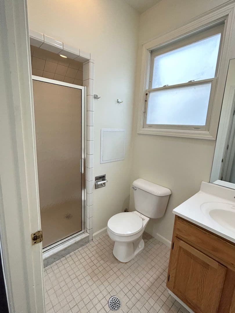 Ann Arbor House: 1348 Wilmot Ct.
