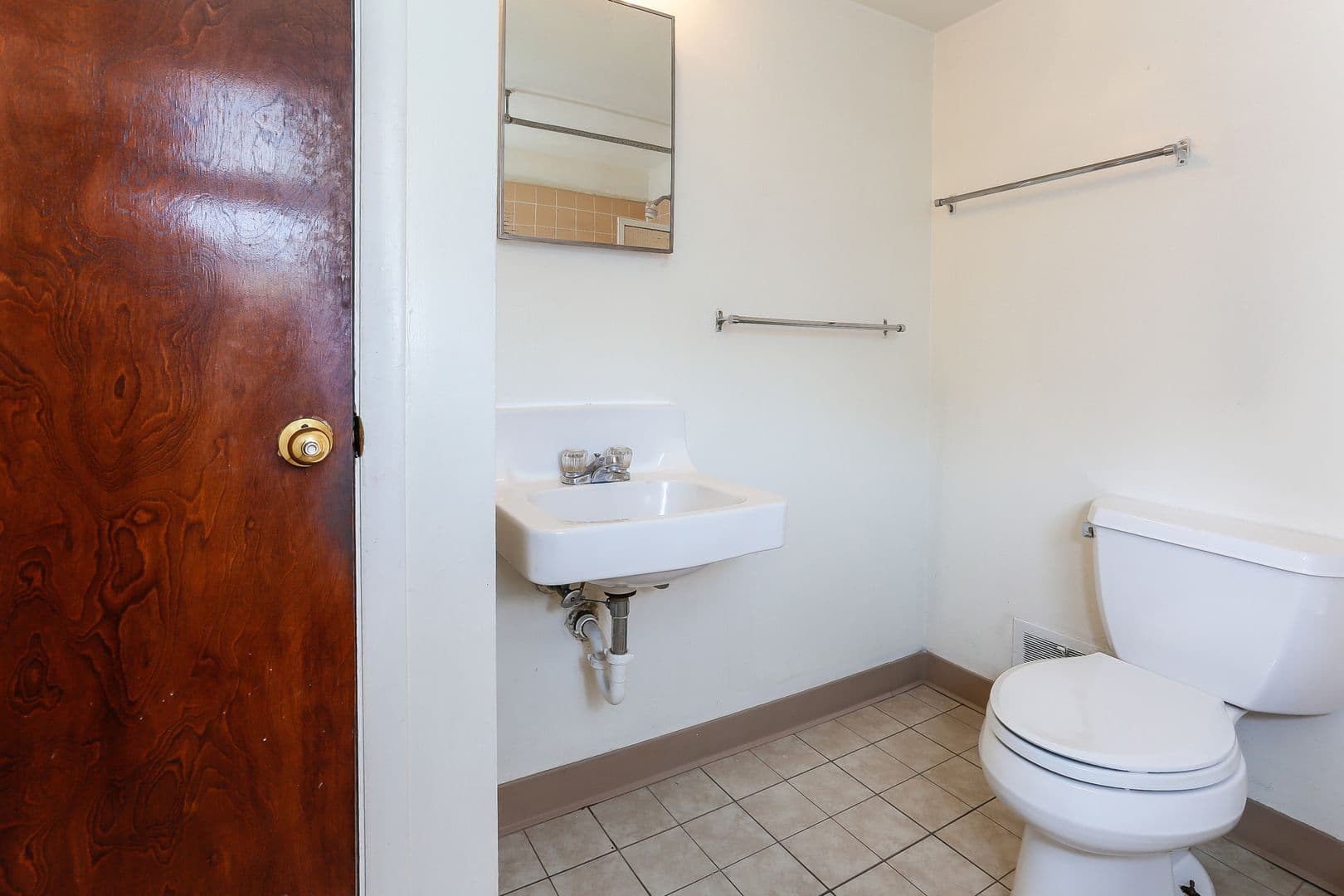Ann Arbor Apartment: 1331 Washtenaw Ave