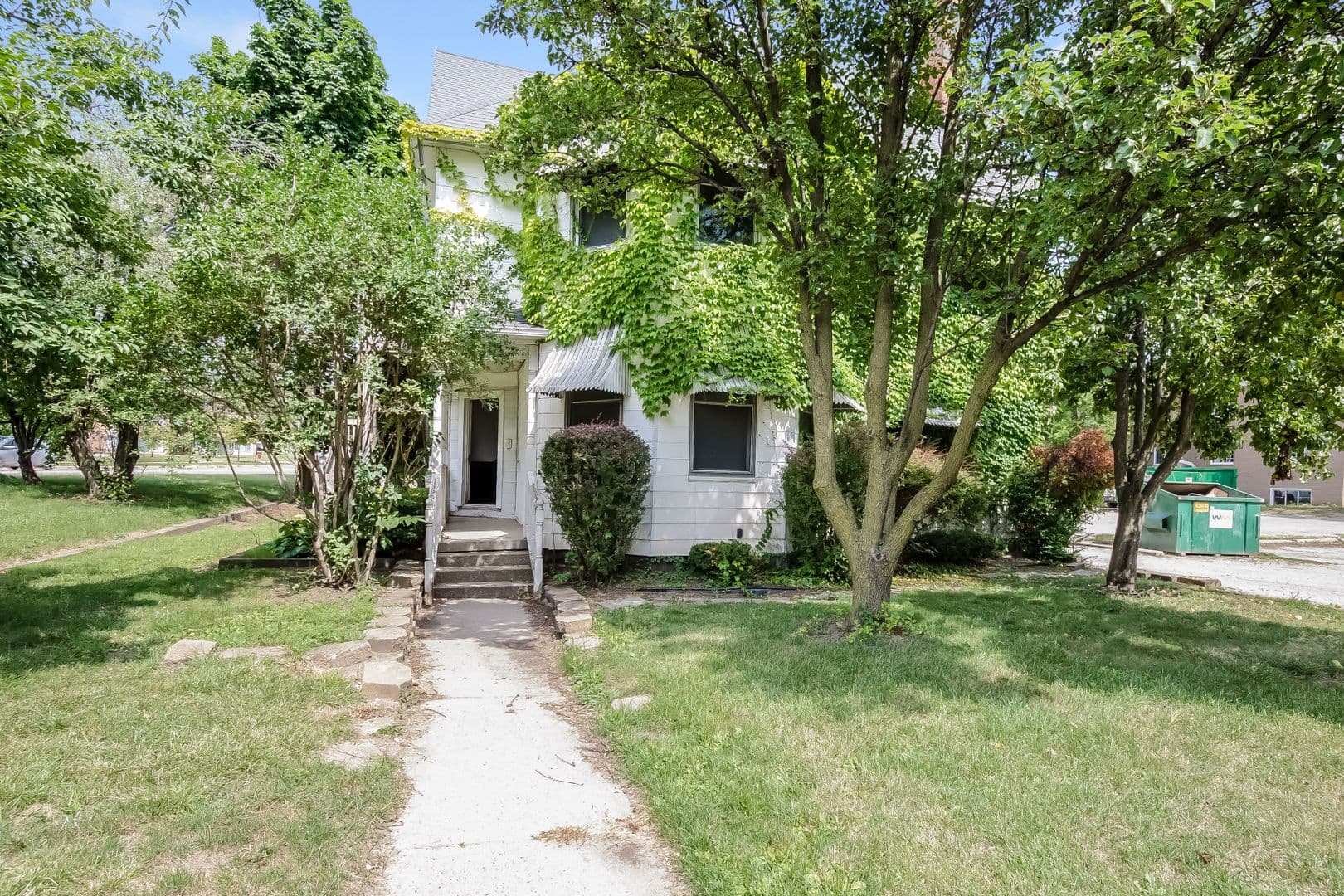 Ann Arbor Apartment: 1331 Washtenaw Ave
