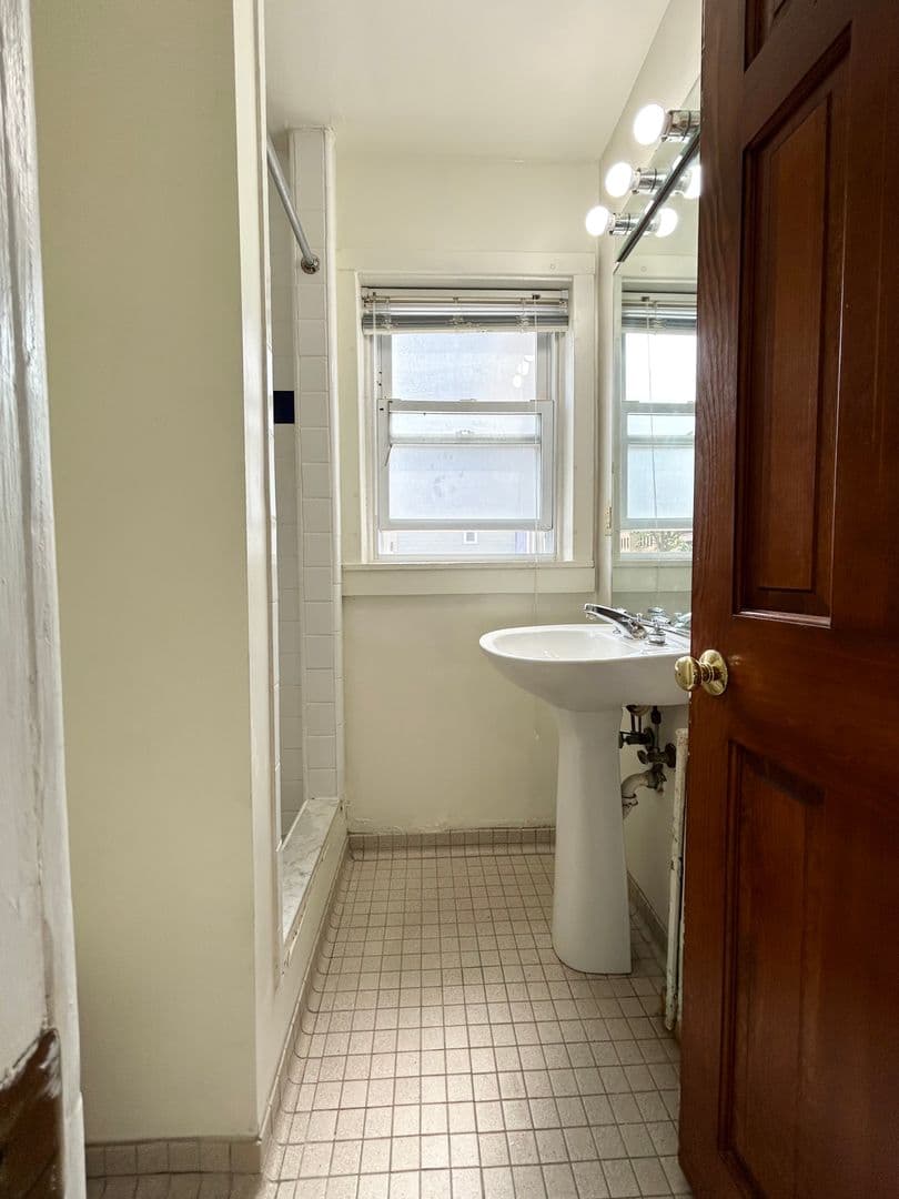 Ann Arbor Apartment: 514 S. Forest Ave