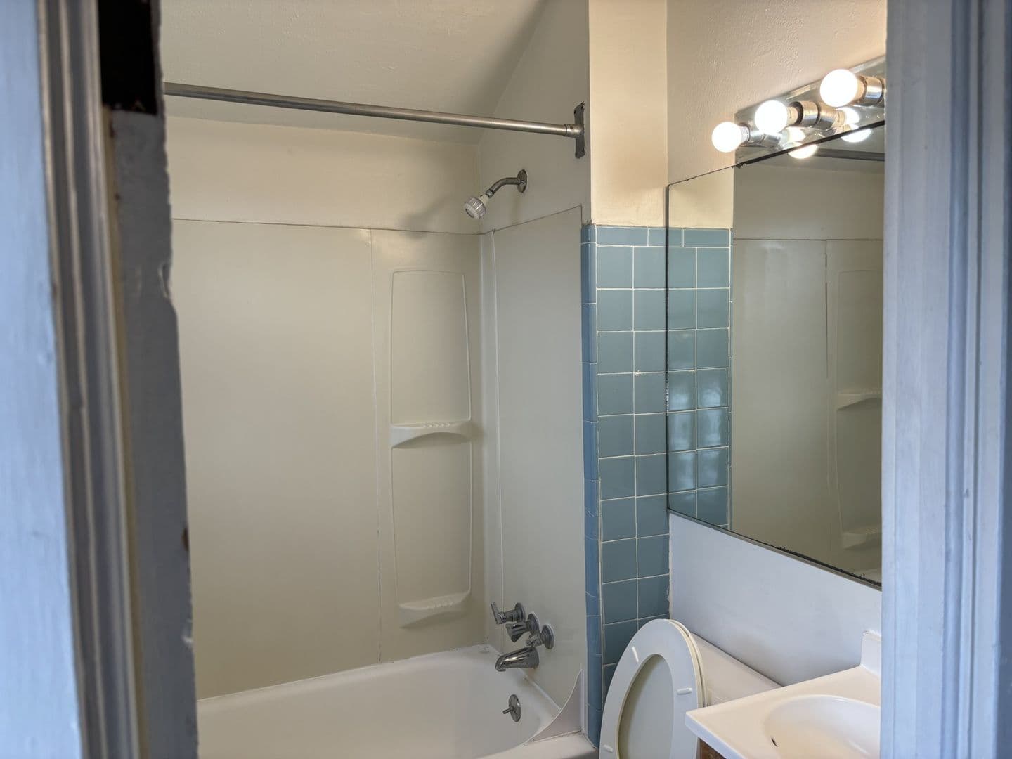 Ann Arbor Apartment: 1307 Washtenaw Ave