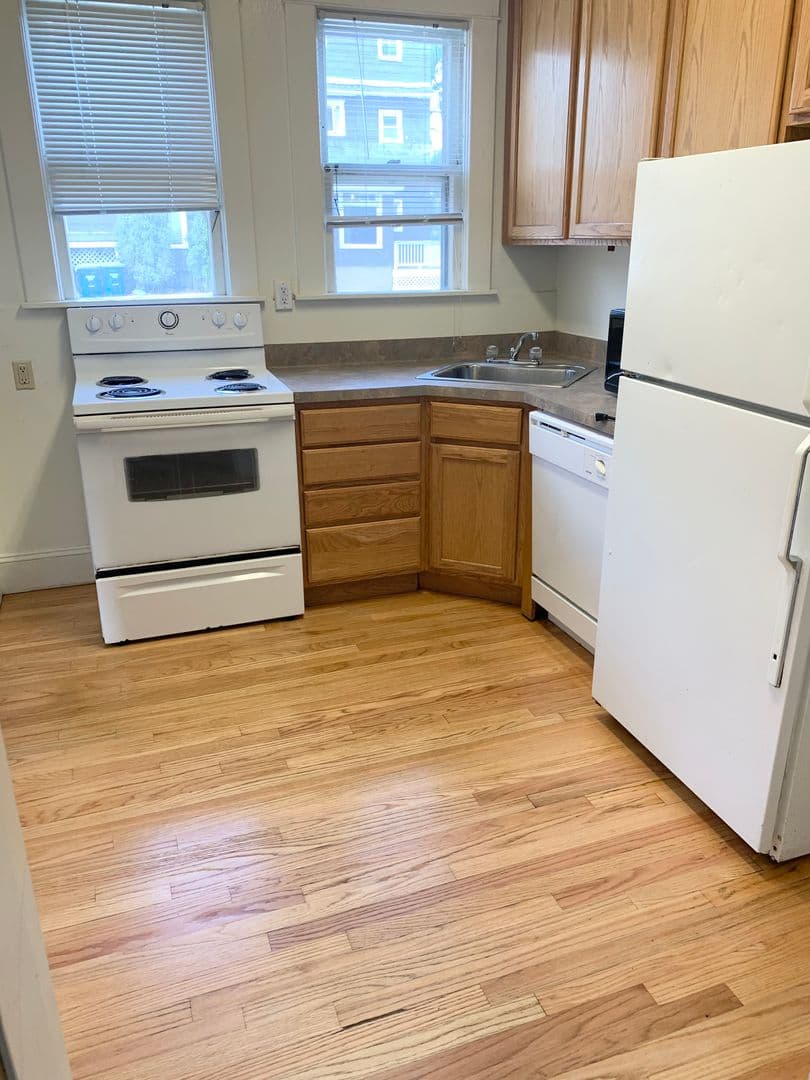 Ann Arbor Apartment: 524 S. Forest Ave