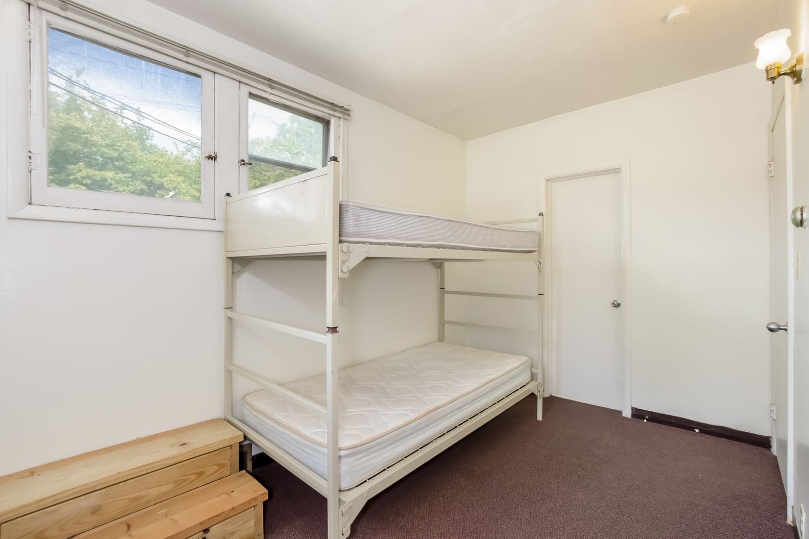 Ann Arbor Apartment: 1331 Washtenaw Ave