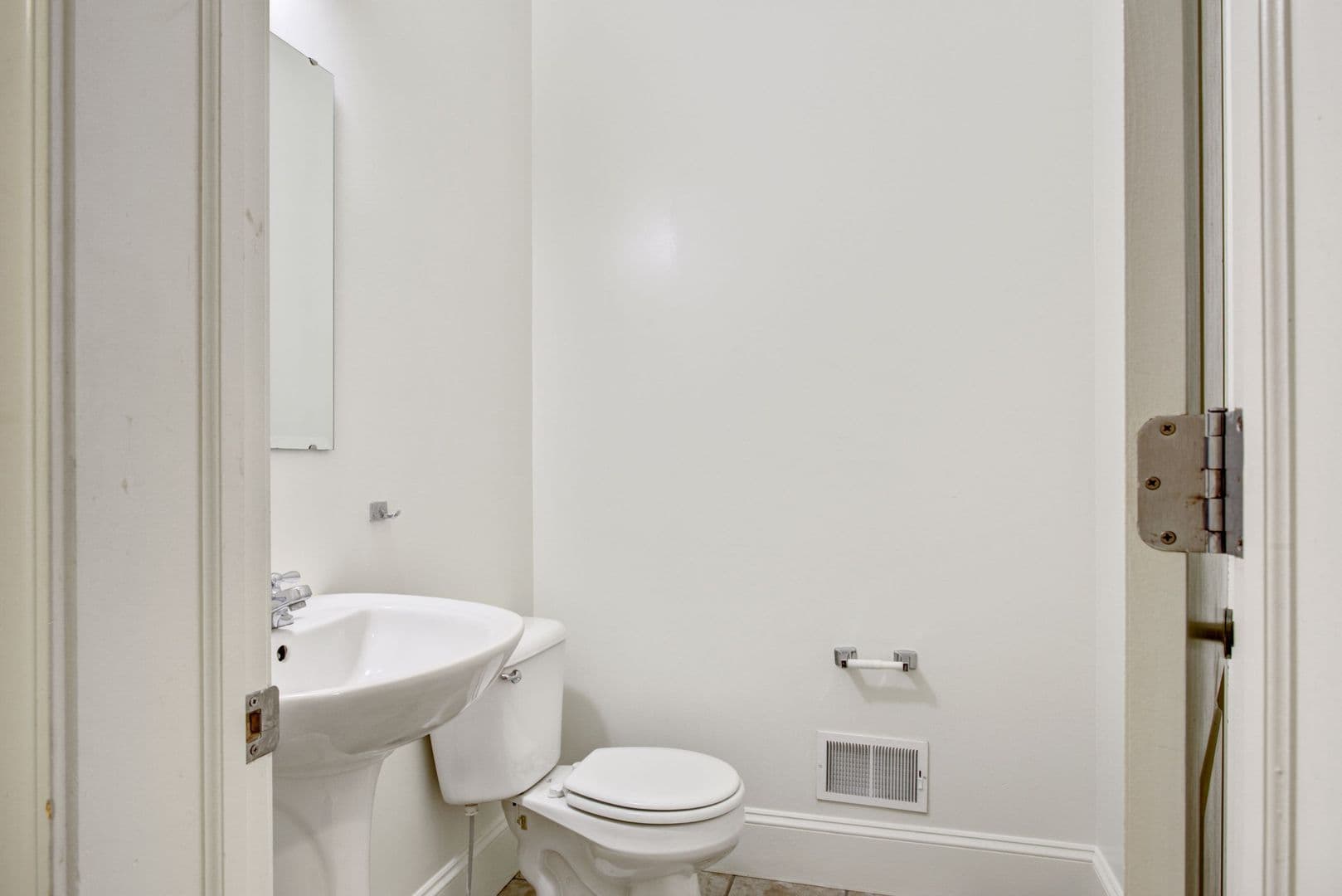 Ann Arbor Apartment: 1610-1612 Washtenaw Ave
