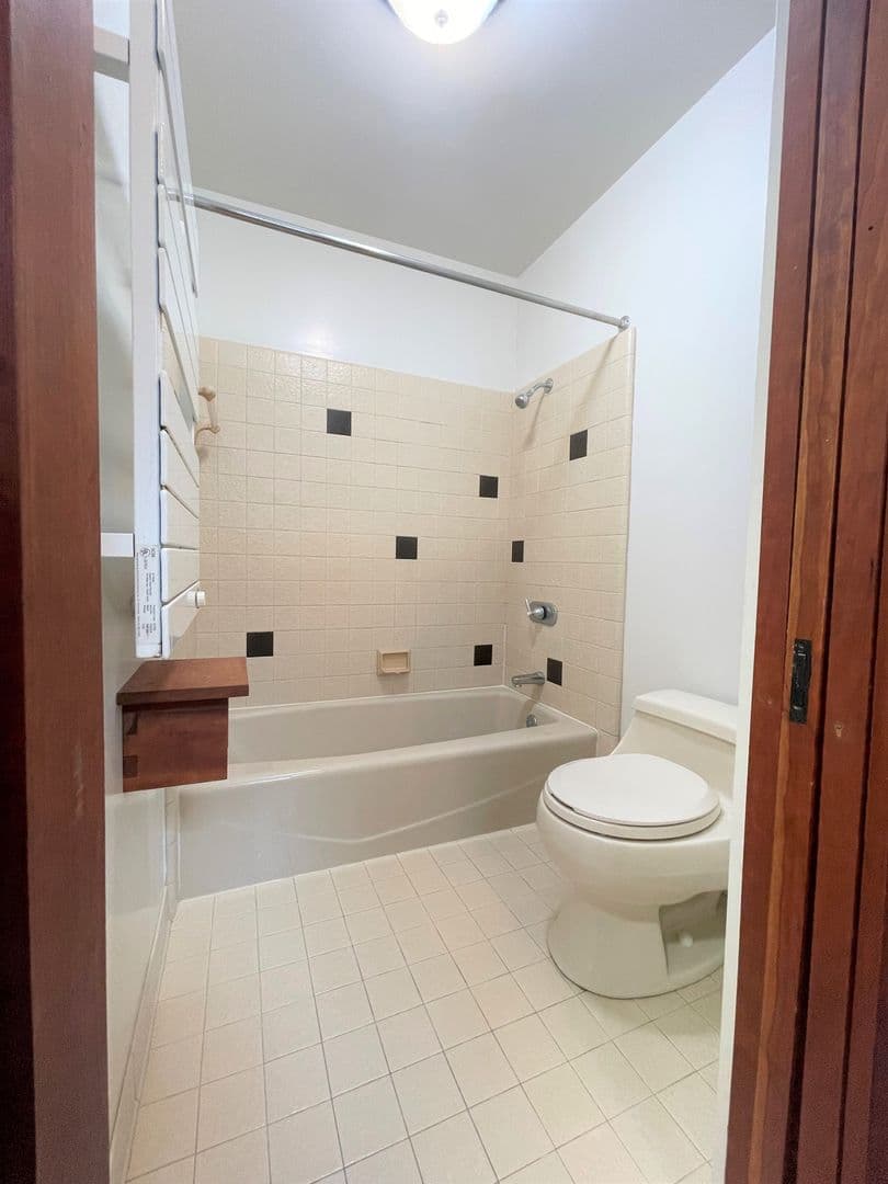 Ann Arbor Apartment: 1308 Geddes Ave