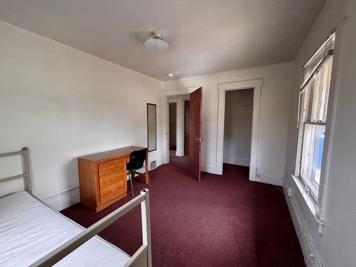 Ann Arbor House: 1318 Wilmot