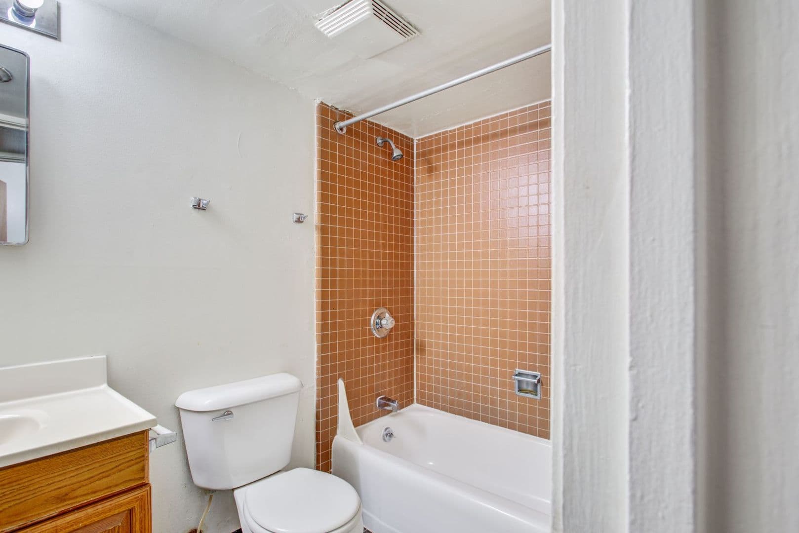 Ann Arbor Apartment: 1335 S. University Ave