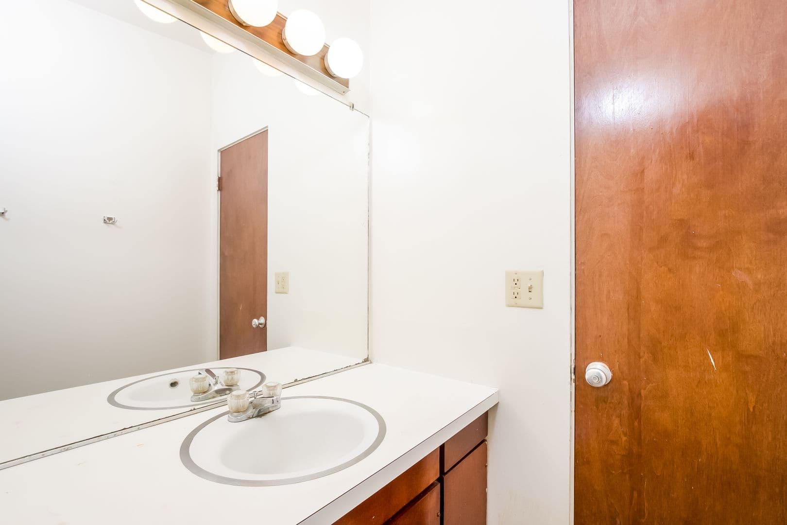 Ann Arbor Apartment: 1364 Geddes Ave