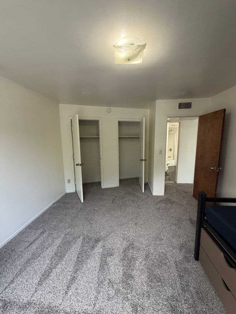 Ann Arbor Apartment: 1335 S. University Ave