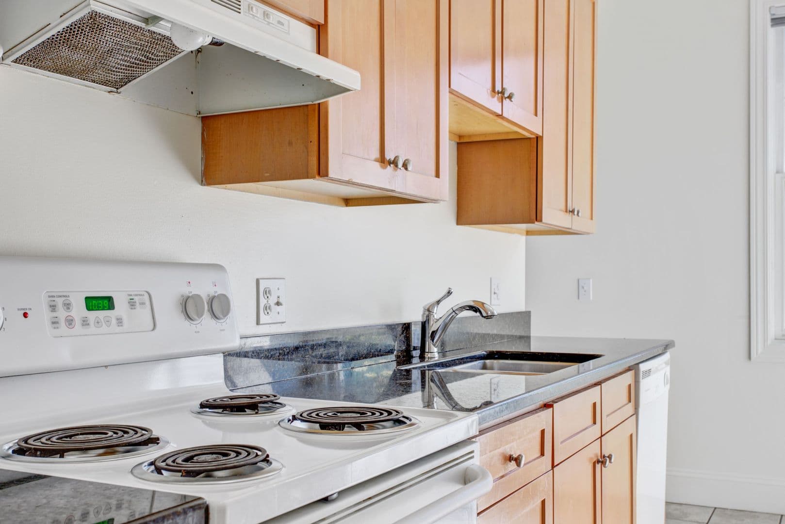 Ann Arbor Apartment: 1616-1618 Washtenaw Ave