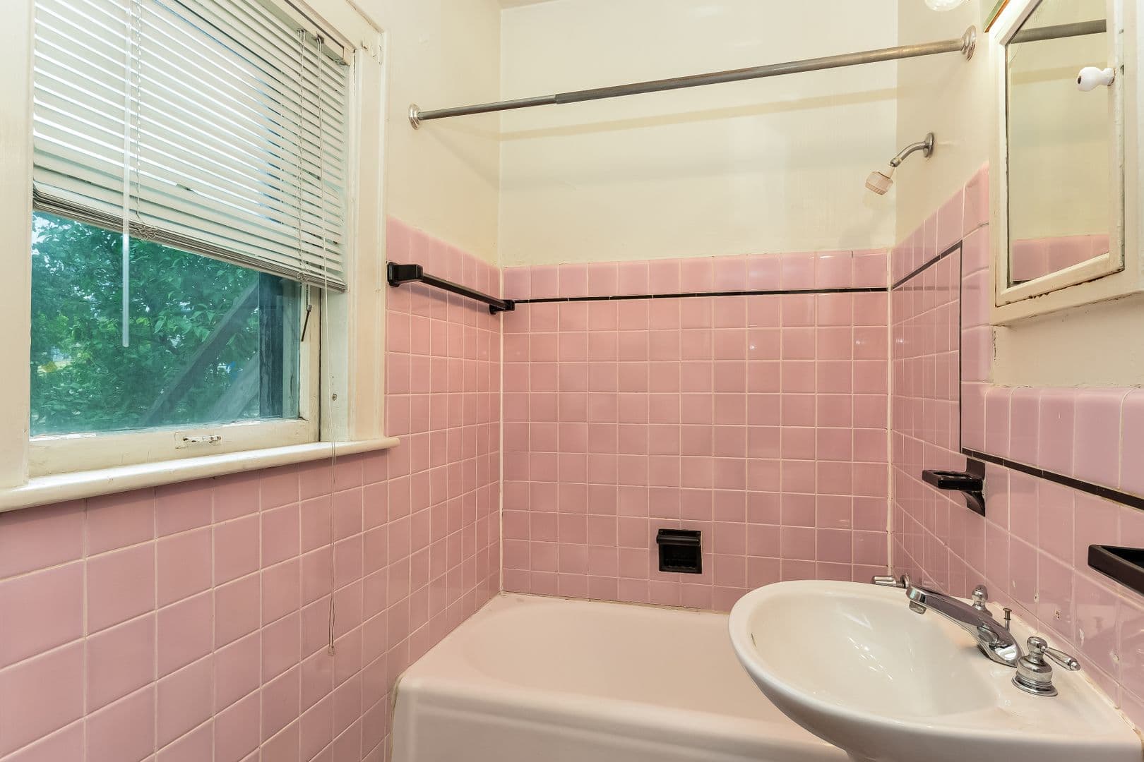 Ann Arbor Apartment: 1328 Washtenaw Ave