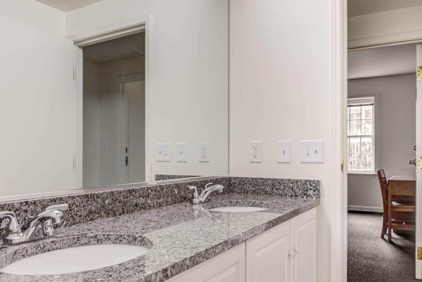Ann Arbor Apartment: 616 Monroe St