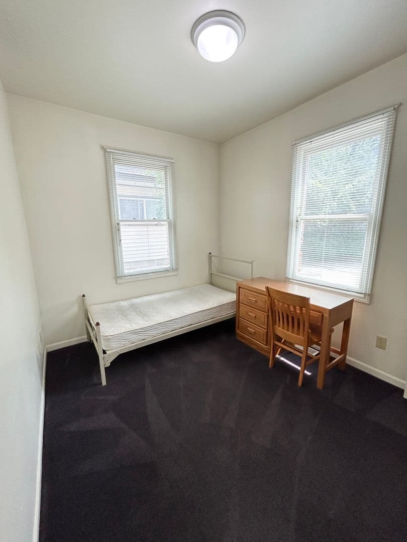 Ann Arbor House: 1348 Wilmot Ct.