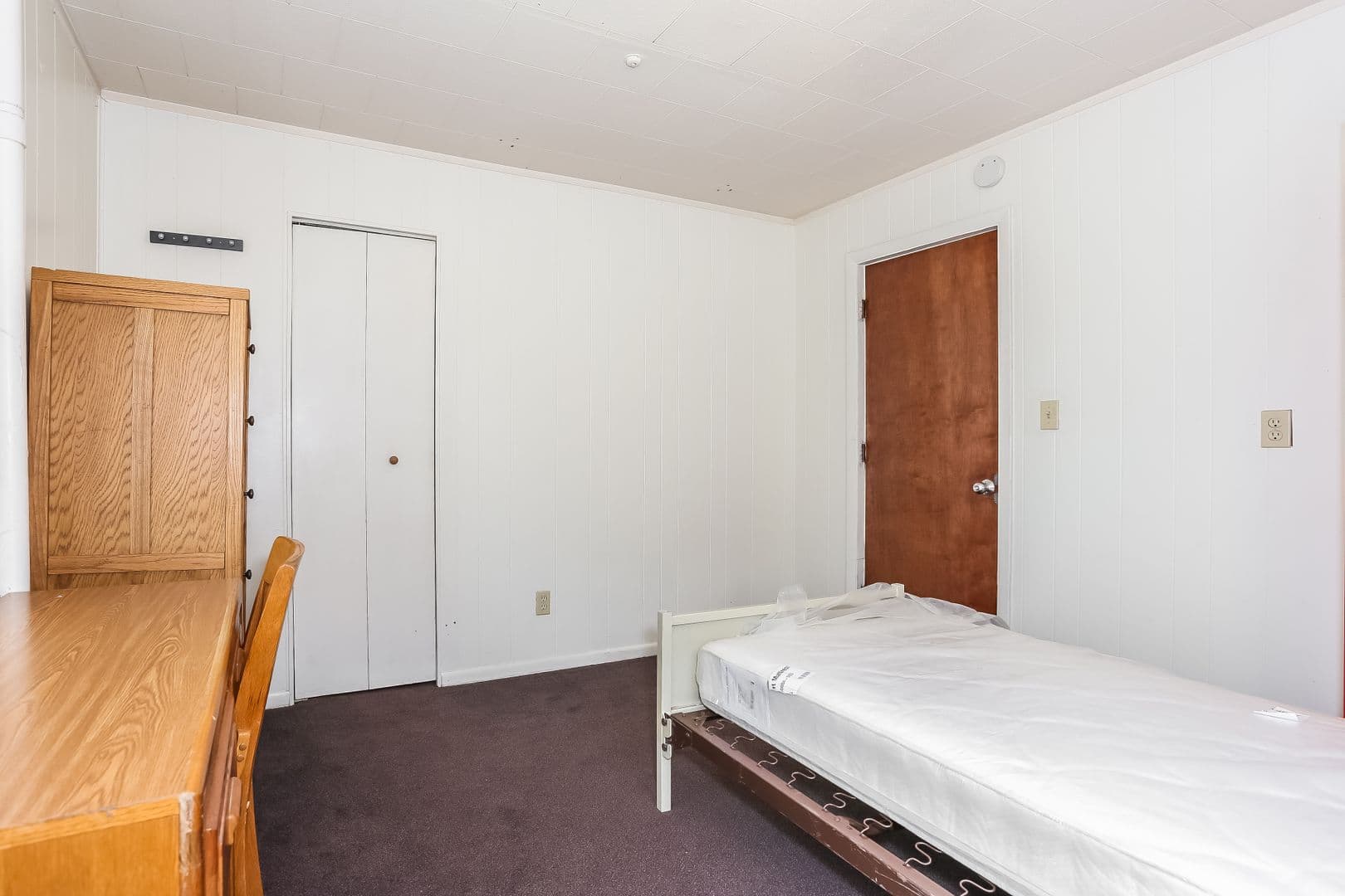 Ann Arbor House: 1329.5 S. University Ave